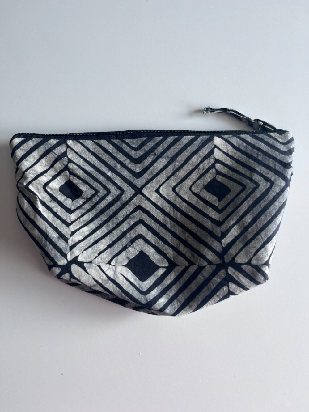 Two Queen Alaffia Cosmetic Bags, NWOT - Picture 11 of 12
